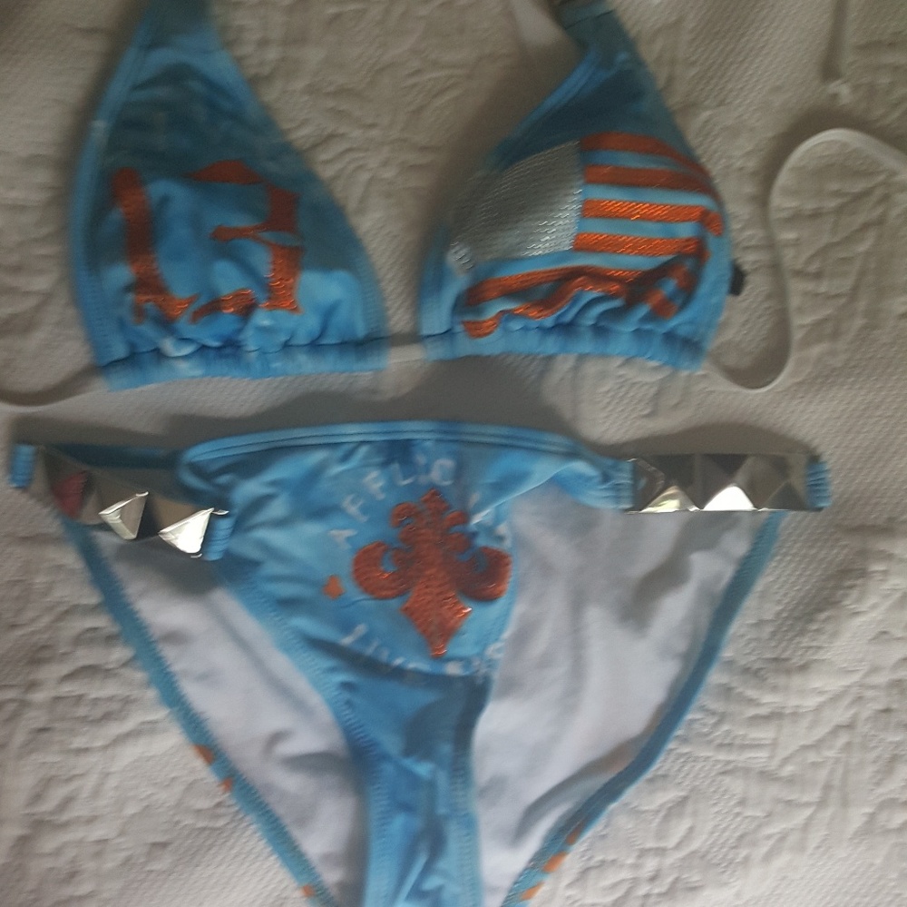 Swim suit